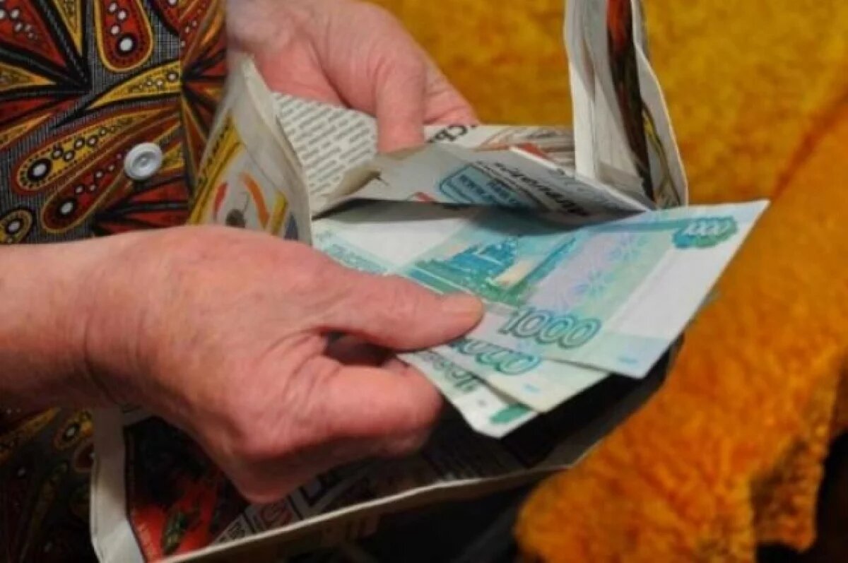    Более 6,5 млн рублей лишились псковичи после общения с мошенниками