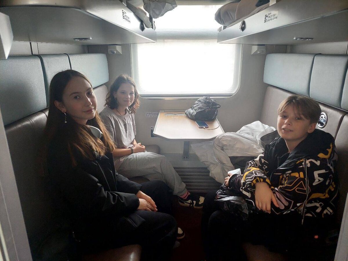  📷    Дети из семей Оренбуржья, пострадавших от паводка, отправились в «Артек» Кристина Просвиркина