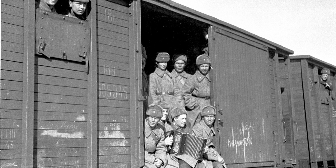 На фронте не был