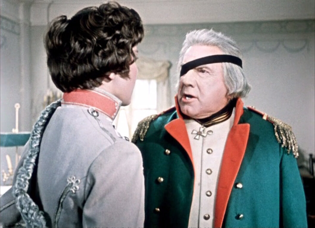 Шурочка Азарова и Кутузов. "Гусарская баллада"