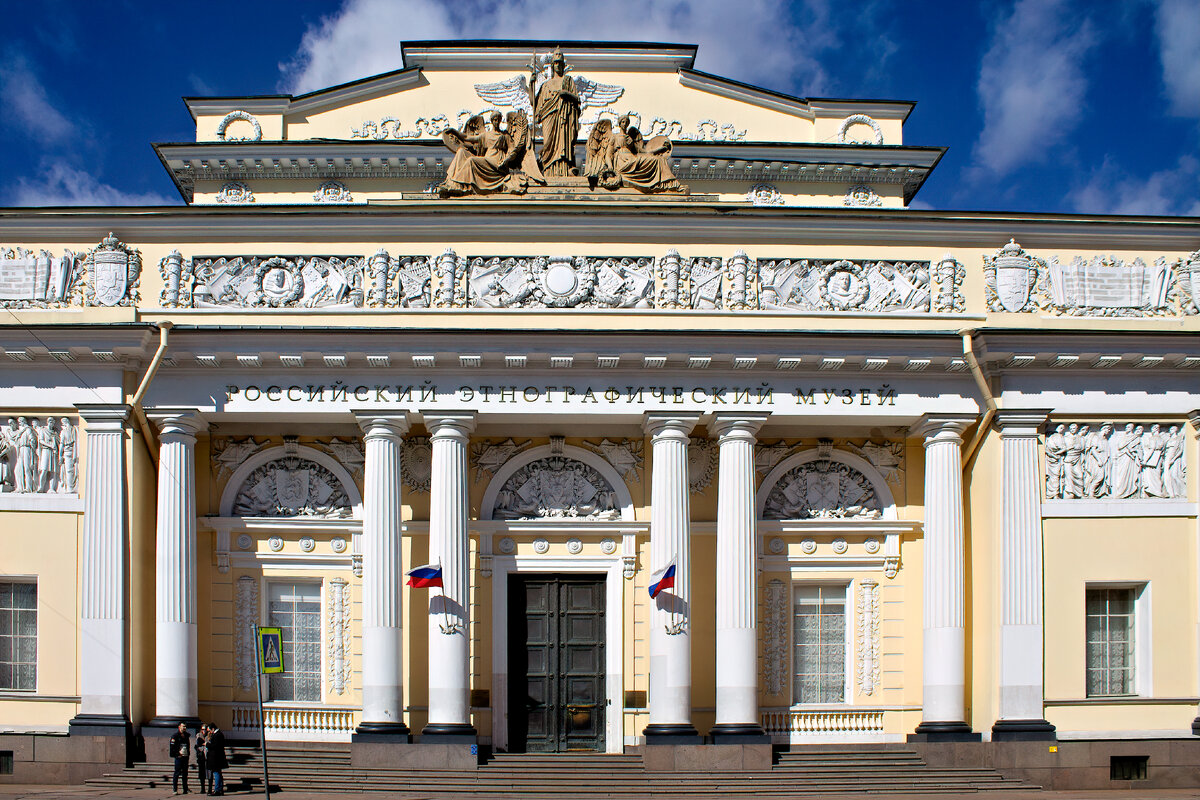 Вариант прогулки по центру Санкт-Петербурга с посещением пышечной на  Садовой улице | По Петербургу и весям с Еленой | Дзен