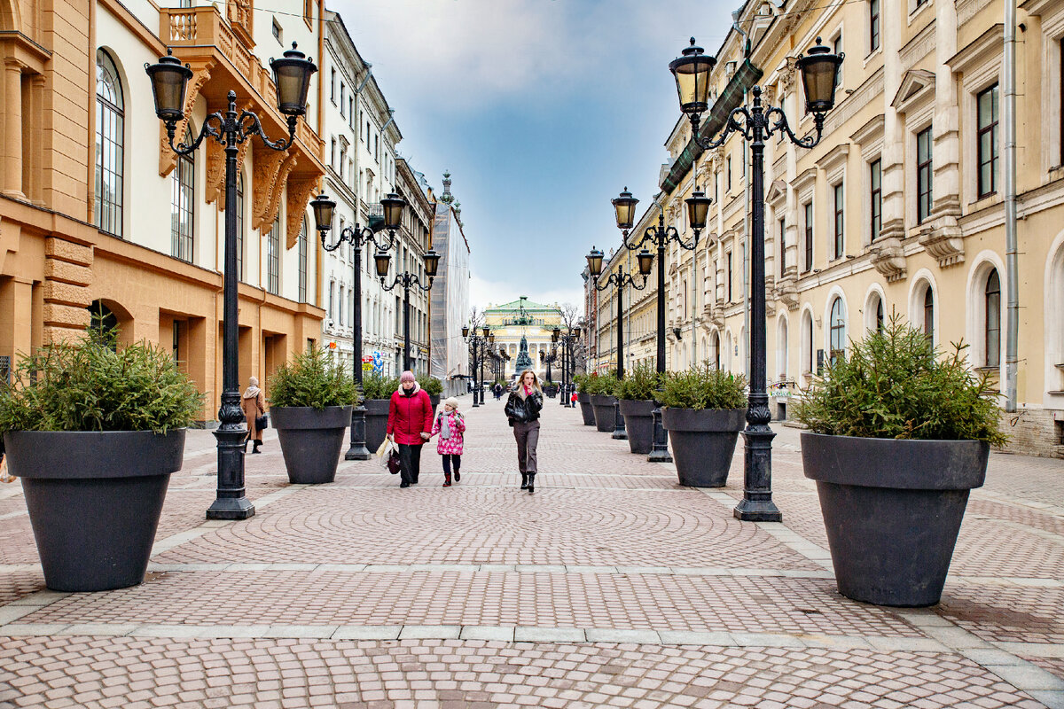 Вариант прогулки по центру Санкт-Петербурга с посещением пышечной на  Садовой улице | По Петербургу и весям с Еленой | Дзен