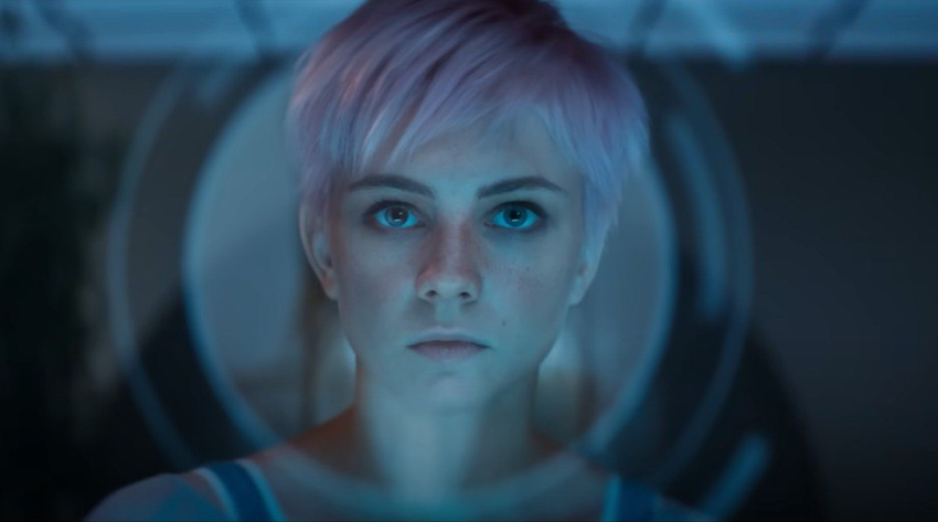 АЛИСУ СЫГРАЛА ДАША ВЕРЕЩАГИНА. КАДР ИЗ ФИЛЬМА "СТО ЛЕТ ТОМУ ВПЕРЕД", 2024, РЕЖ. АЛЕКСАНДР АНДРЮЩЕНКО