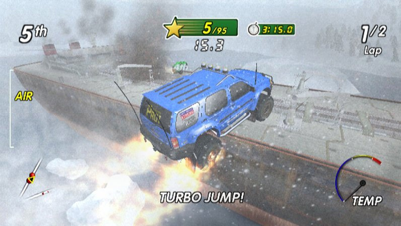 Лихо прыгая с айсберга на айсберг, он хотел пересечь Атлантику. И никакой ледокол не помеха!