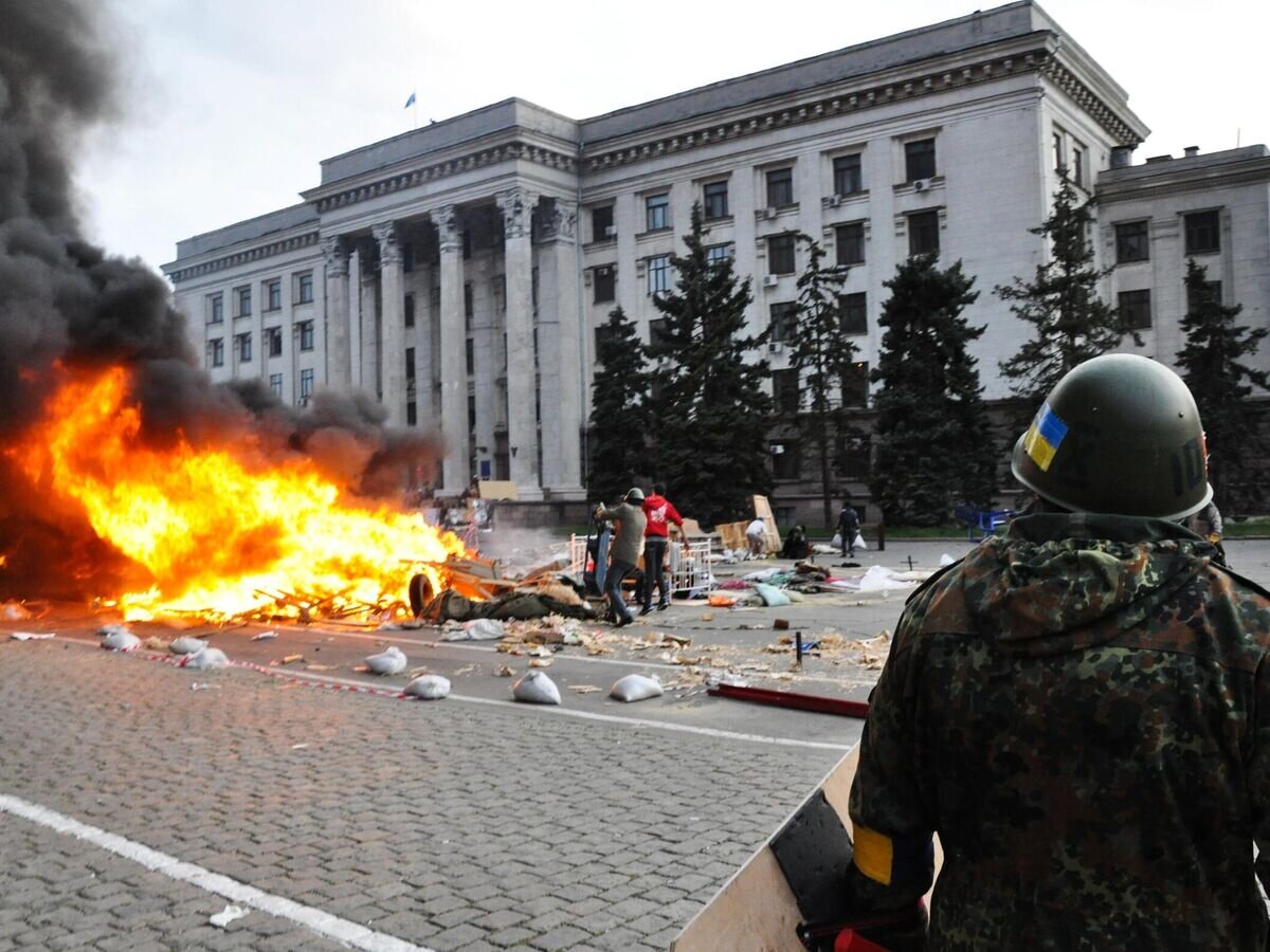 Лишь озабоченность. Запад не осудил действия Киева в Одессе 2 мая 2014 года  | РИА Новости | Дзен