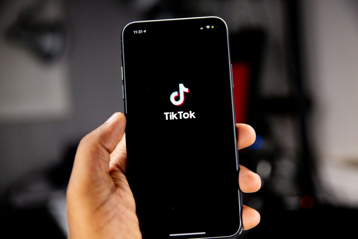 TikTok снова заработал в России. Но ненадолго. Соцсеть вдруг оказалась  доступна | Цифровой Океан | Дзен