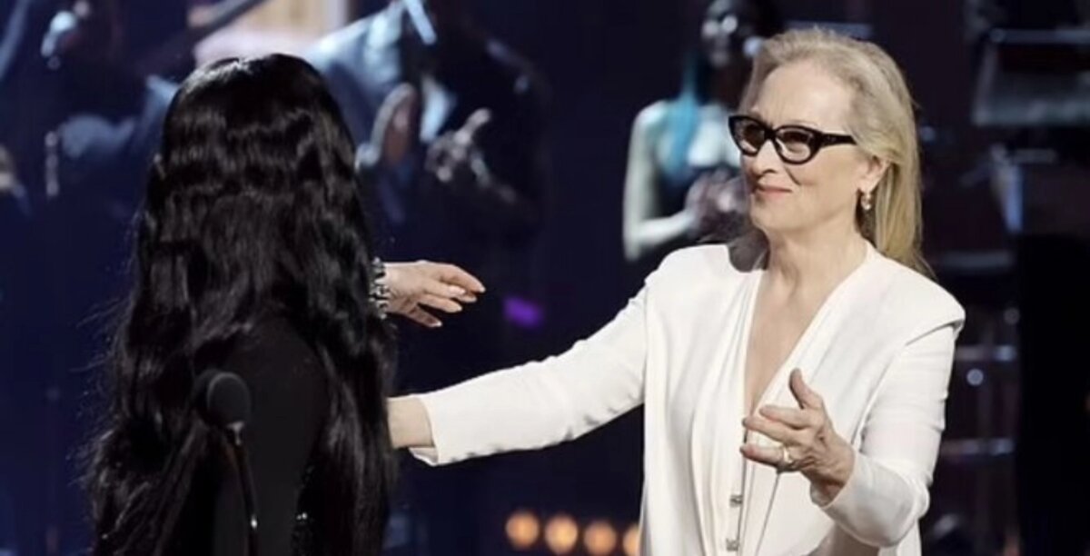 https://images.thevoicemag.ru/upload/img_cache/e5f/e5f56272783a8a7ce1ff7c075803cd38_cropped_666x503.jpg