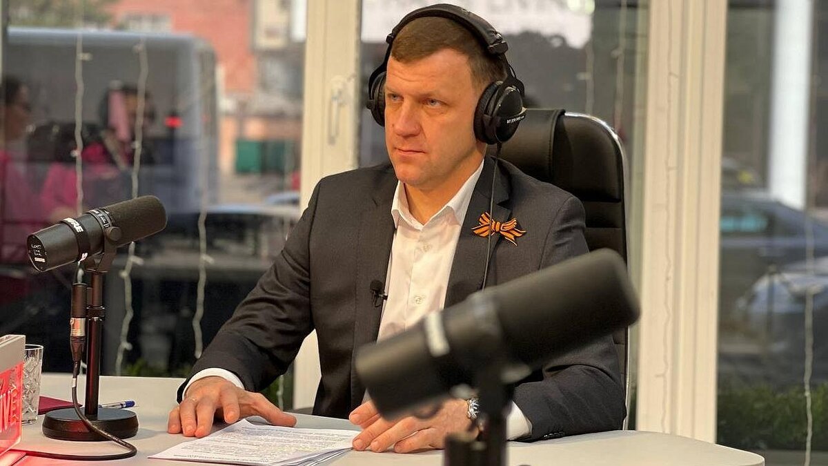    Евгений Наумов рассказал, что за месяц в Краснодаре эвакуаторы забрали около 600 машин на штрафстоянку Фото: телеканал Краснодар