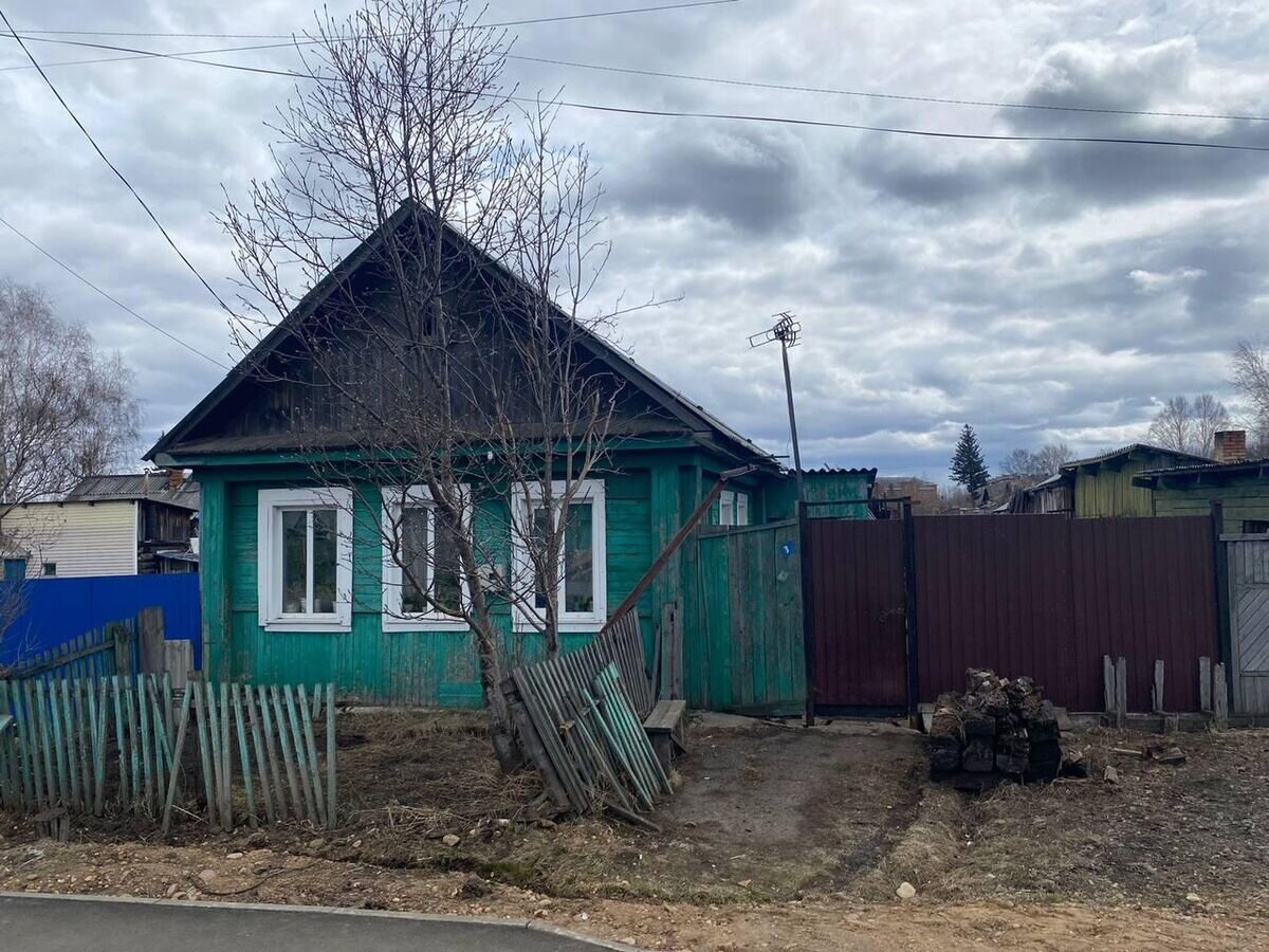    Задержан мужчина, подозреваемый в покушении на убийство ребенка в Тайшете © Фото : Следком38/Telegram