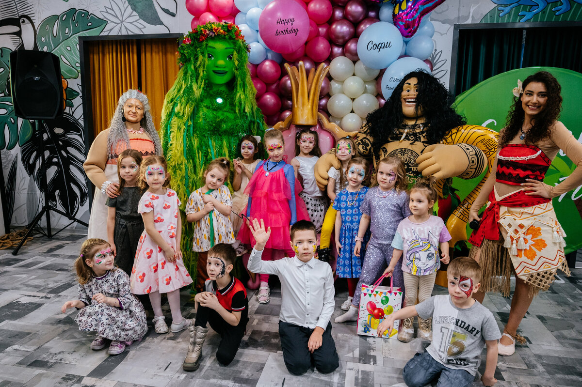 День Рождения под ключ в крупнейшем активити-парке Сибири Grek Land! Стильные банкетные зоны. Трендовые мастер-классы. Аниматоры. Шоу и дискотеки.  