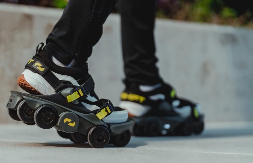 Стартовали продажи робообуви Moonwalkers для ходьбы с ускорением