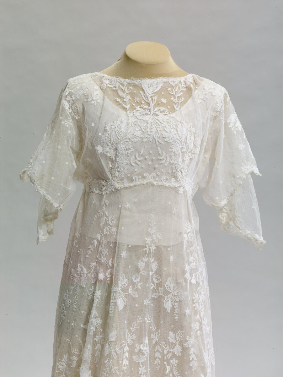 Платье свадебное А.М. Усовой, деталь, 1911 год, Государственный Эрмитаж
