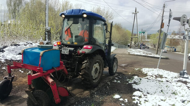    На улицы Кирова вывели 54 единицы спецтехники