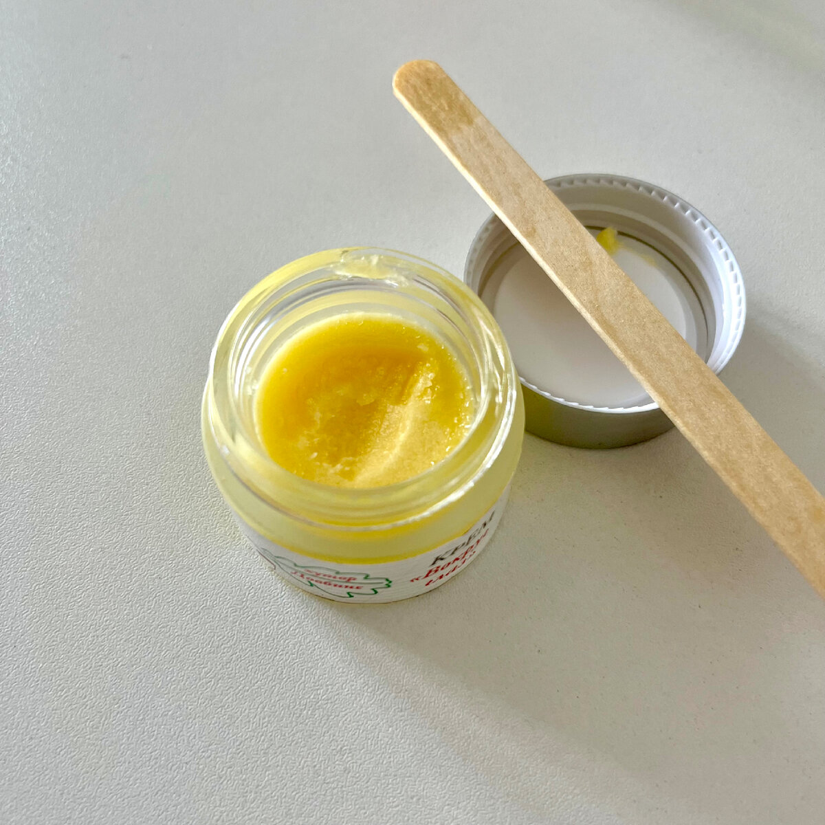 Органический крем вокруг глаз