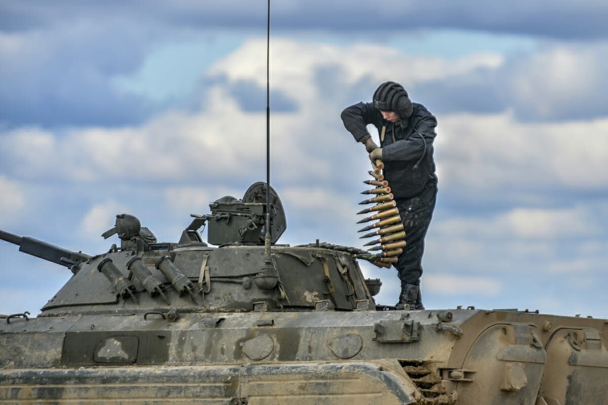 БМП-2...