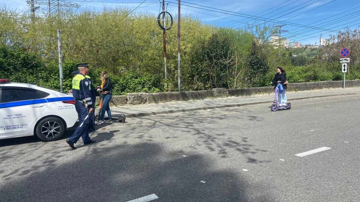 Никаких самокатов: в Сочи расширят список улиц, где нельзя ездить на СИМ |  Сочи 24 | Дзен