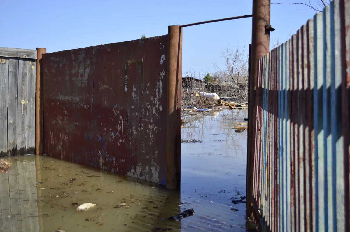    Тюменцам, пострадавшим от паводка, выплатят от 10 тысяч до миллиона рублей