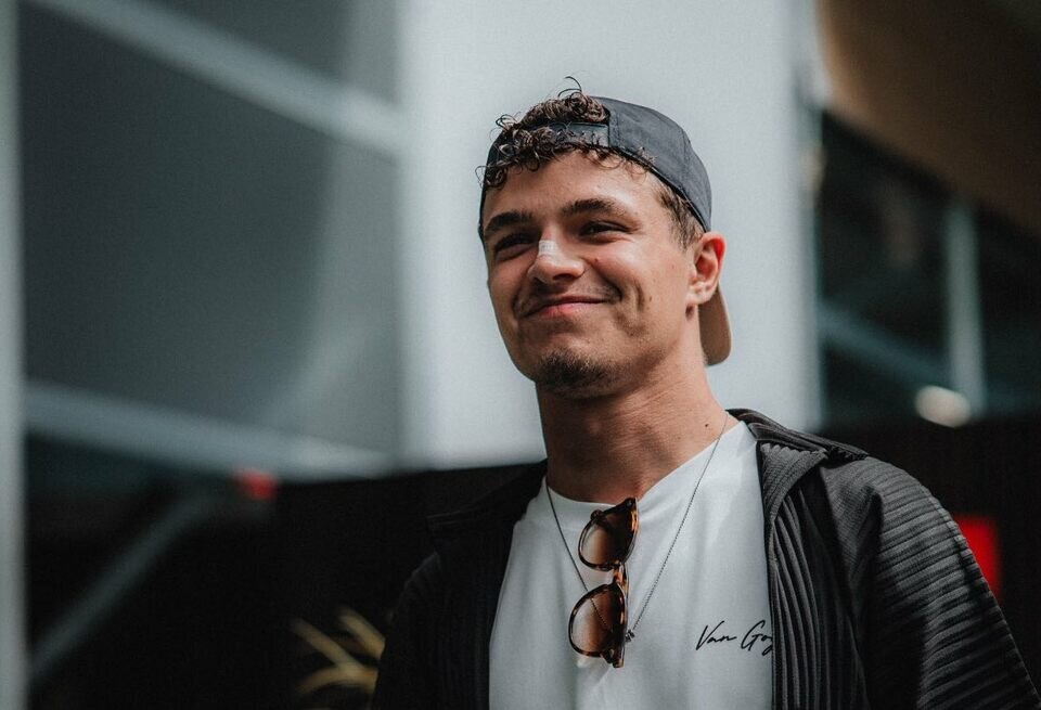    @LandoNorris