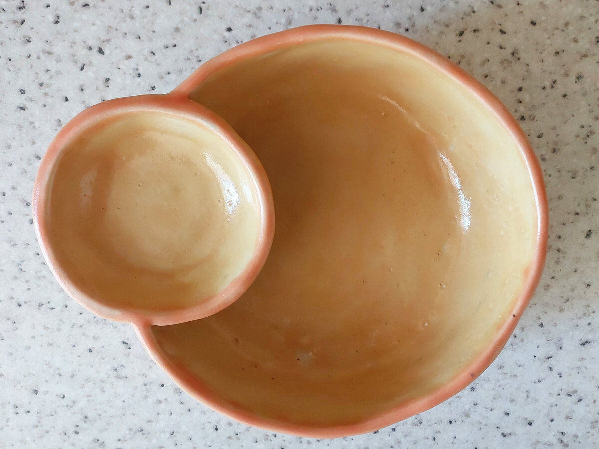 Наколы и тоже сборка внутри изделия. Фото автора.