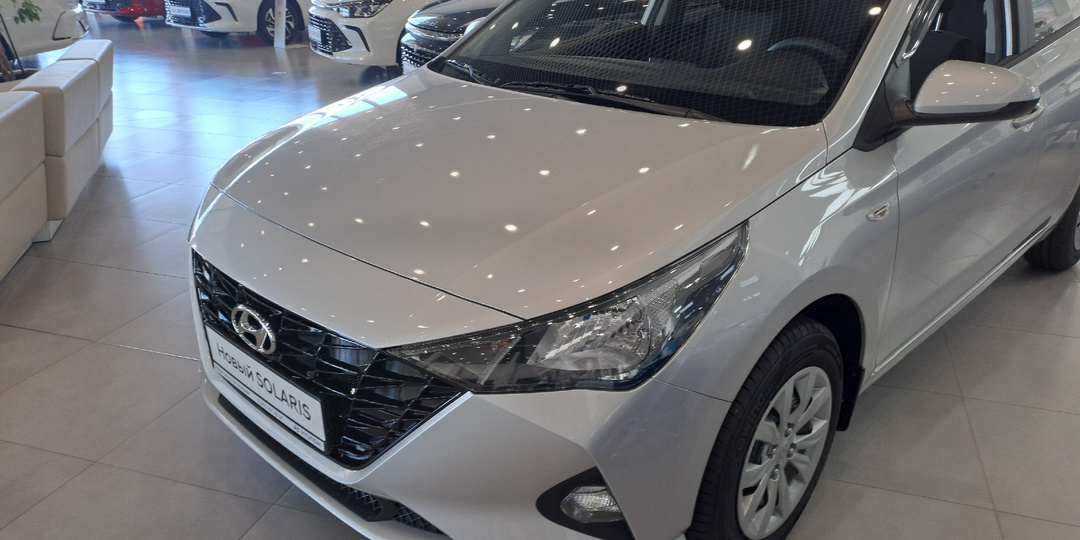 Лучше бы не говорили! Узнал, сколько наваривает автосалон с одного «Hyundai Solaris»