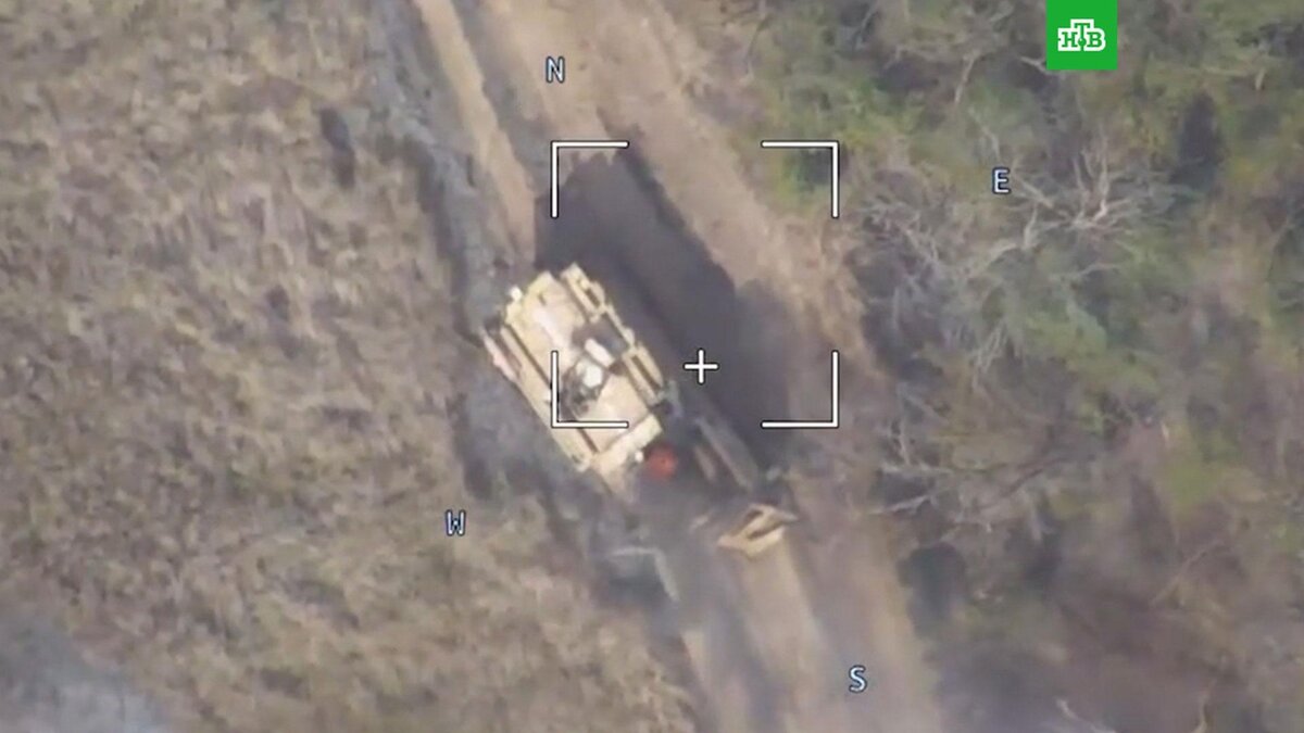 [ Смотреть видео на сайте НТВ ] Российские военные продвинулись на нескольких направлениях и уничтожили еще один танк Abrams.