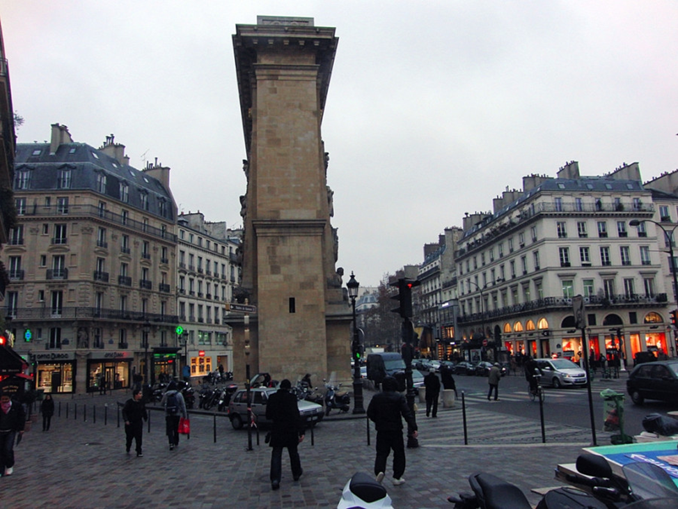 Сен Дени (из открытых источников)