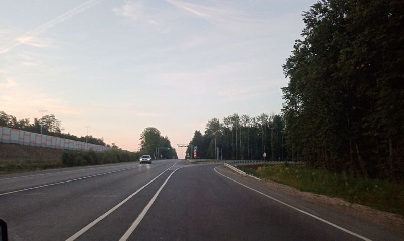 Подъезжаю к развороту со светофором 