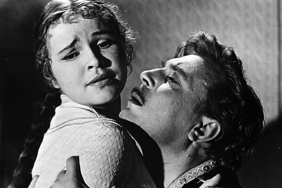 кадр из фильма "Воскресение"