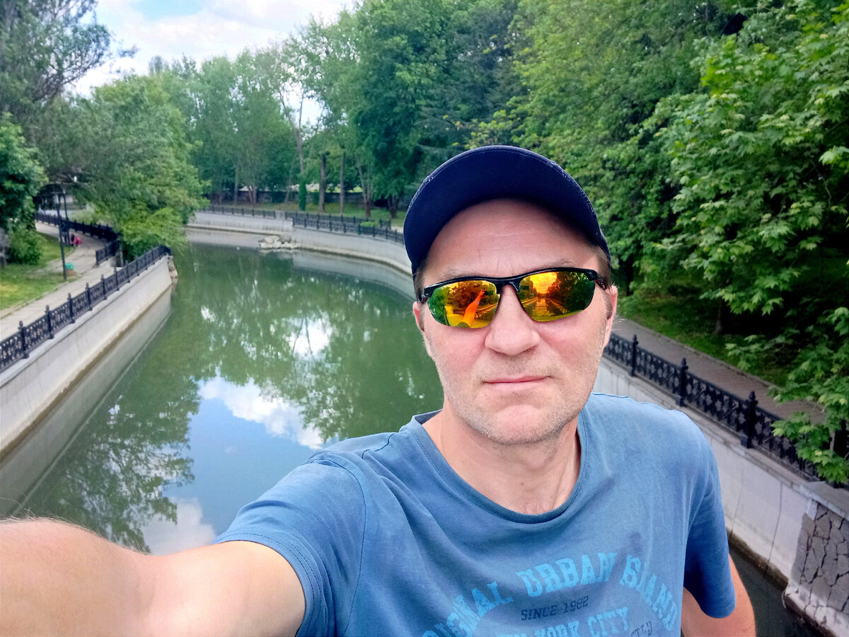 Селфи на мостике через реку Салгир