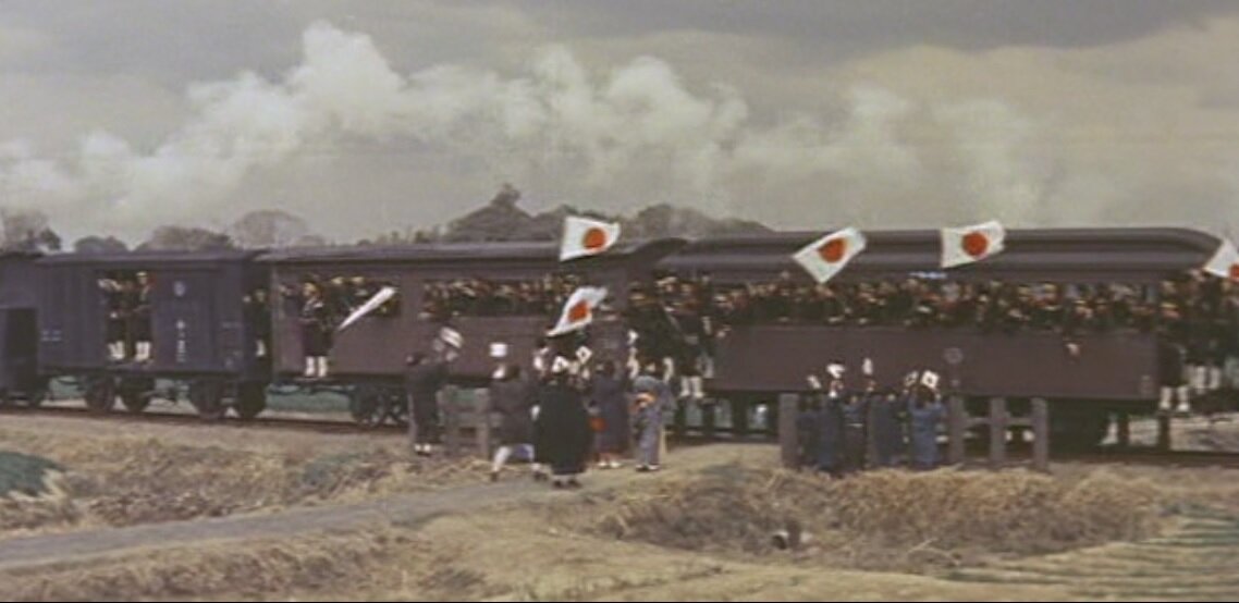 Солдаты едут на фронт. Кадр из фильма