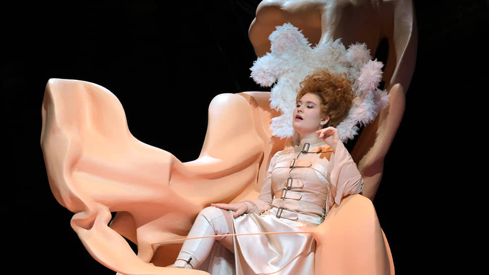     Фото: Barbara Aumuller / Oper Frankfurt