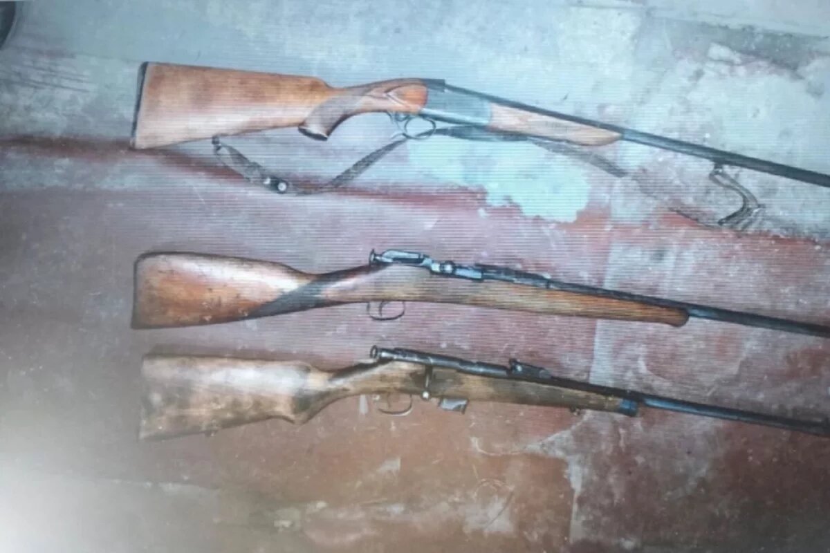    Судимого за разбой жителя Якутии арестовали за незаконное хранение оружия