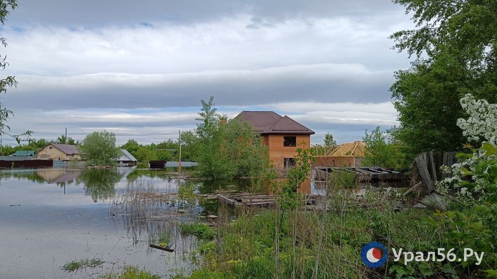    МЧС: 3 479 жилых домов в Оренбургской области все еще подтоплены