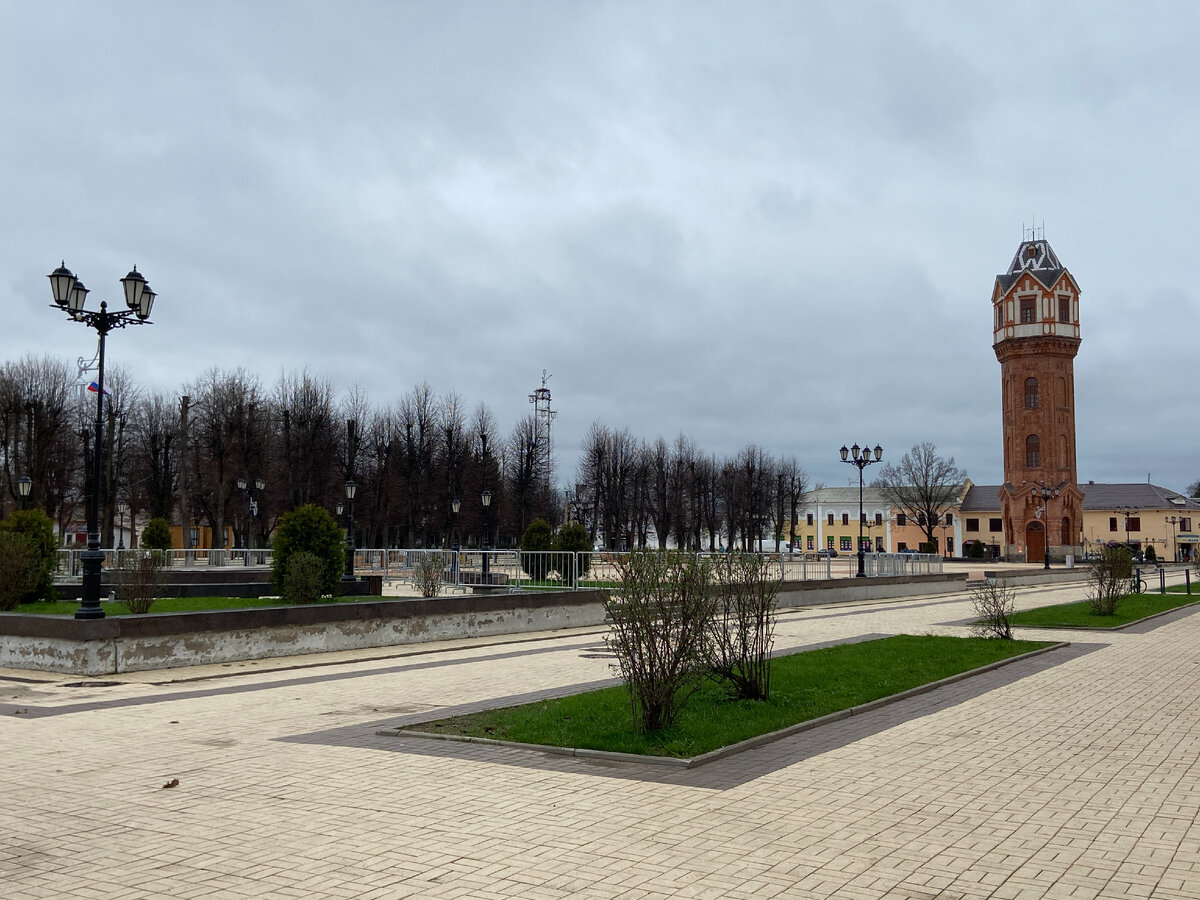 Центр. Соборная площадь.