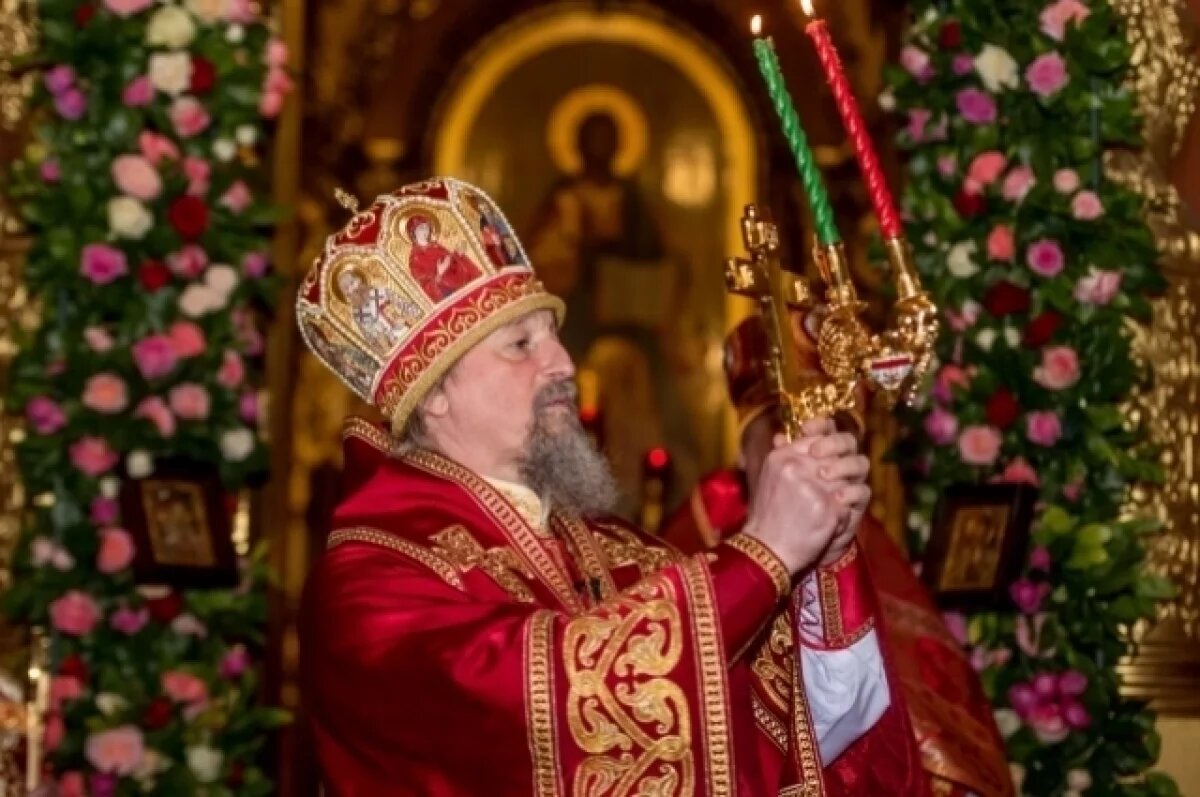    Светоносное торжество.