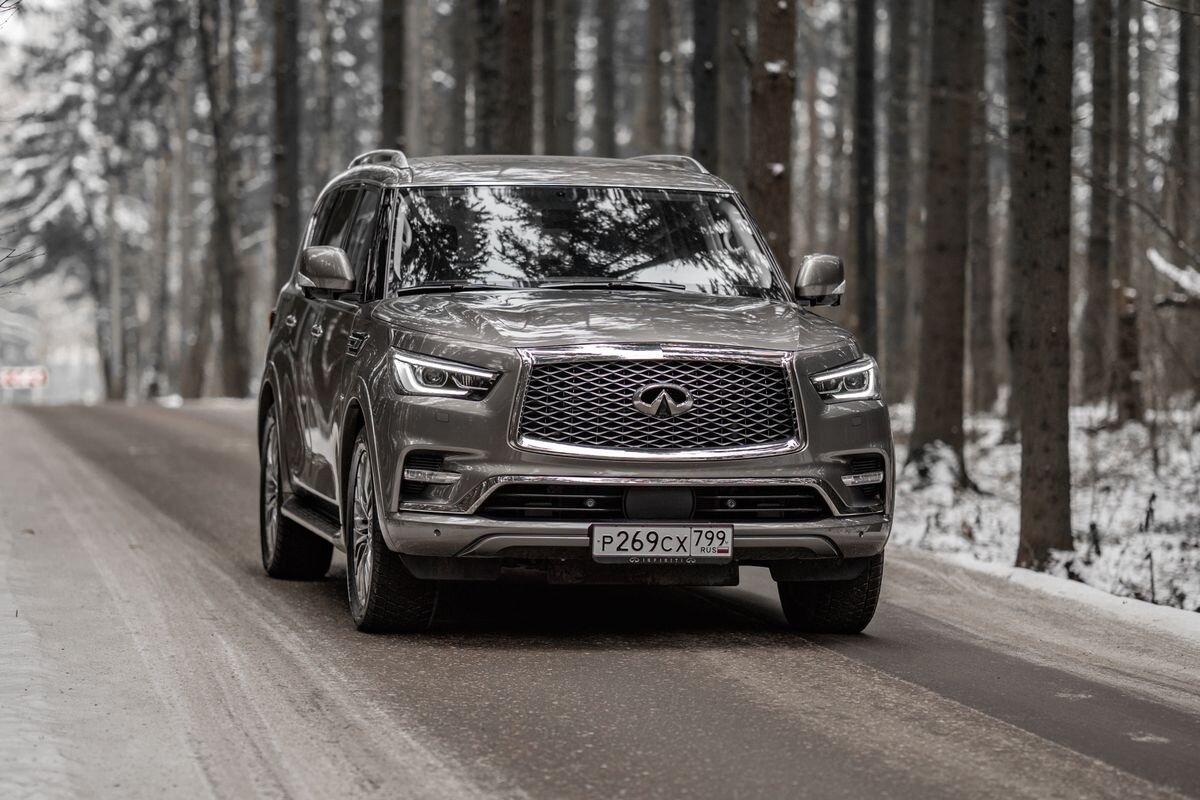 Infiniti QX80 после обновления 2020 года