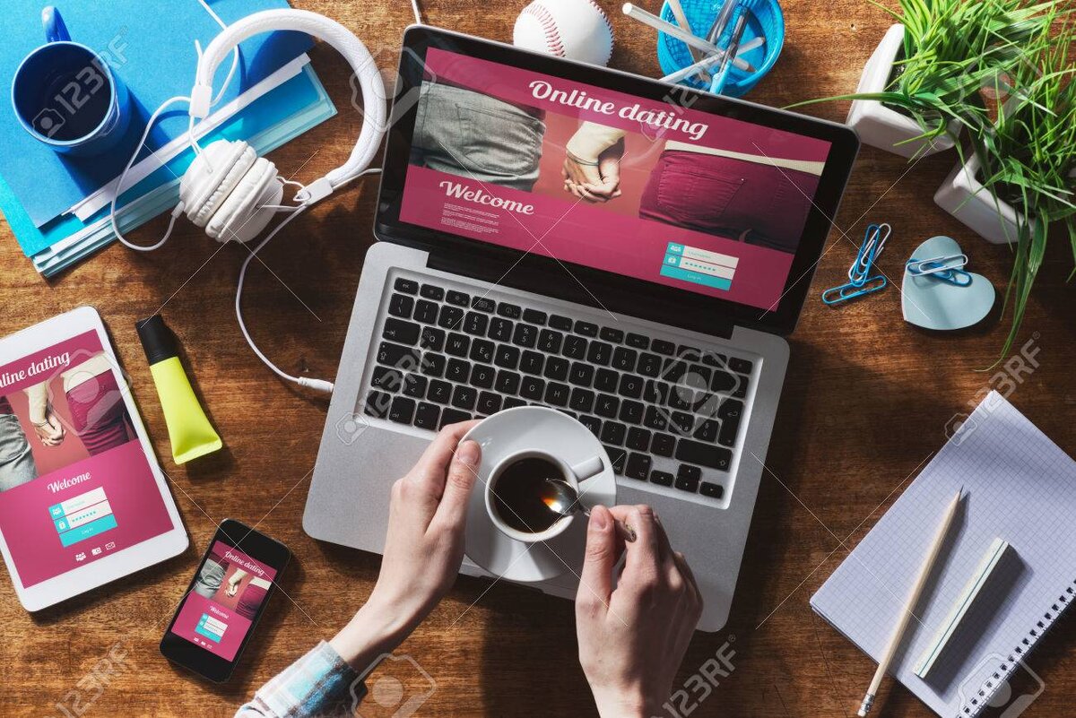 Нет, всё же кто бы как ни относился (негативно) к сайтам знакомств, но есть в этом и положительные моменты. Еще никогда в истории человечества поиск партнера и знакомство не были такими комфортными: сидишь себе с ноутом\ смартфоном, попиваешь любимый кофеёк с мягкой булочкой и листаешь "каталог" женихов, придирчиво выбирая достойнейшего из достойнейших))).   