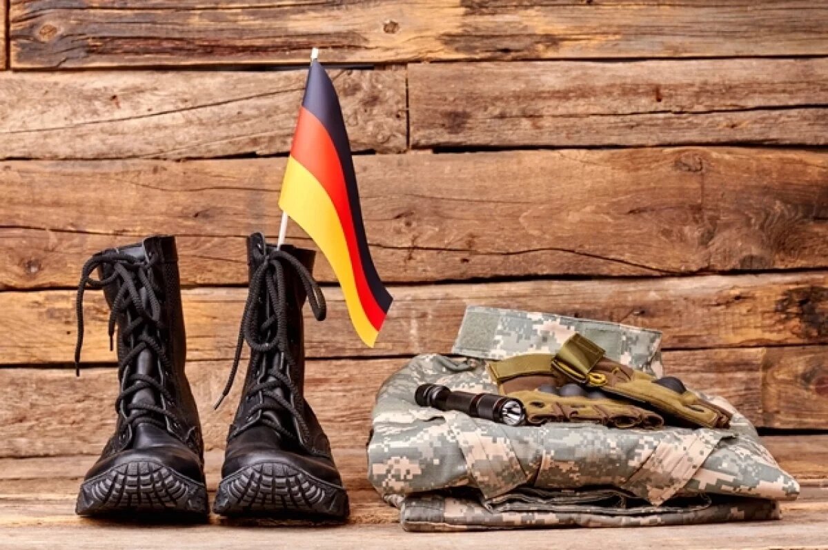    По кличке «Боксёр».