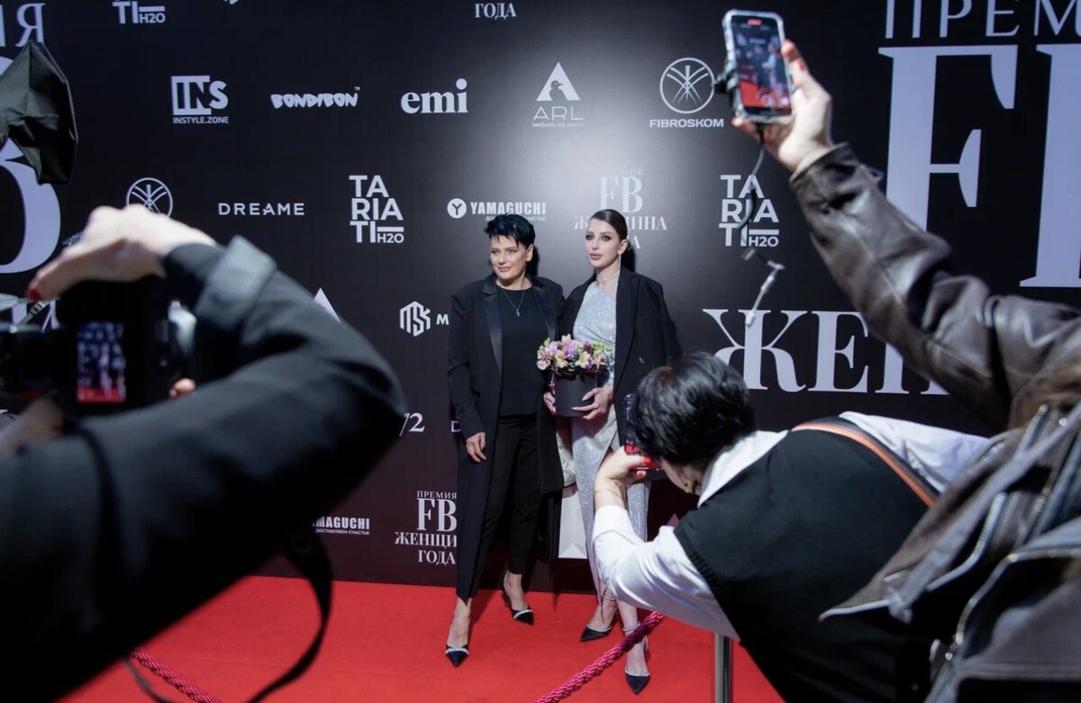 Александра Тарловская и Даниэла Тарловская. Фотограф Лев Либерман

