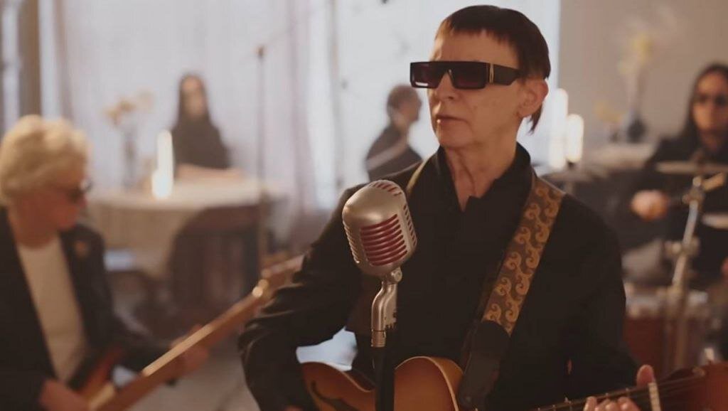 Кадр из клипа "Гитары тихие рыданья", Эндмунд Шклярский