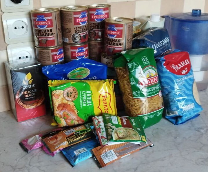 Здесь почти всё, кроме воды, фруктов, хлеба