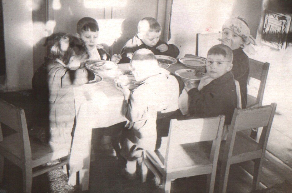 Воспитанники детского дома села Межово