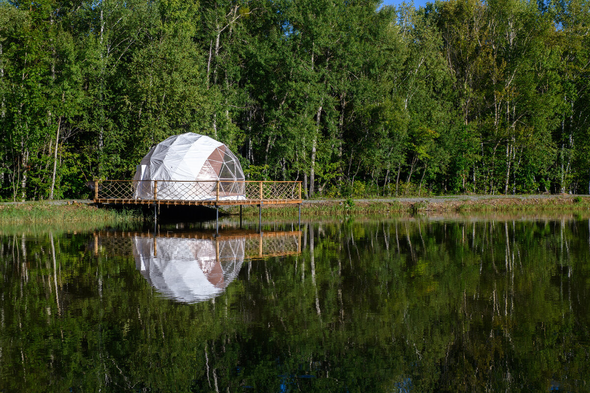 Один из выдранных с боем шатров