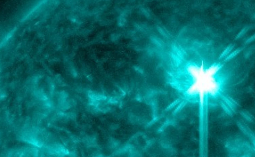 Вспышка высшего балла Х, которой Солнце полыхнуло 3 мая. 