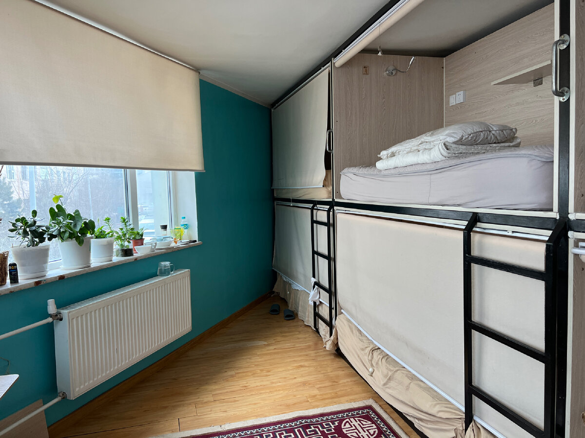 Комната-спальня в хостеле в Улан-Баторе. Фото автора. Листайте галерею, чтобы увидеть больше