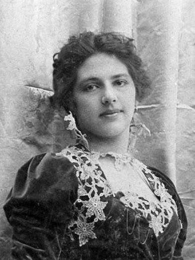    1900 