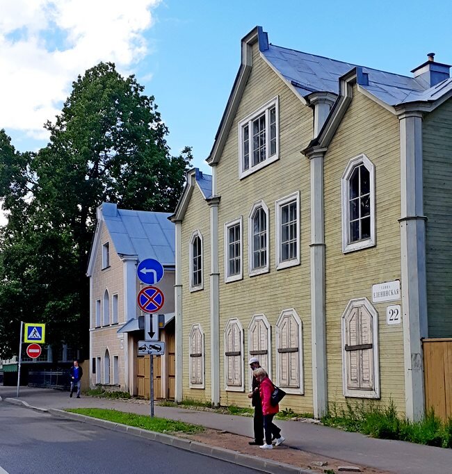 Дом Анжу на Еленинской улице /фото из личного архива/