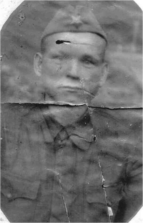 Глушков Иван Степанович (1907-1942 г. г.) Фотография из архива автора