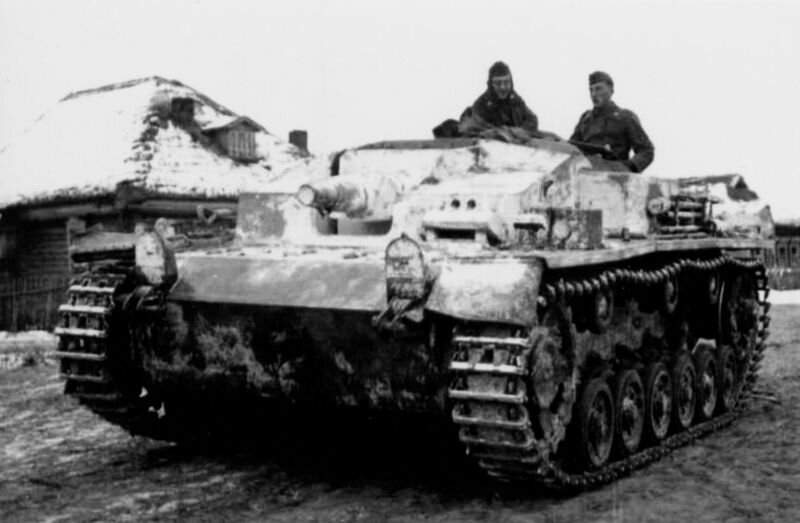 Немецкая САУ StuG III Ausf E — последняя модификация StuG III, вооруженная короткоствольным 75-мм орудием