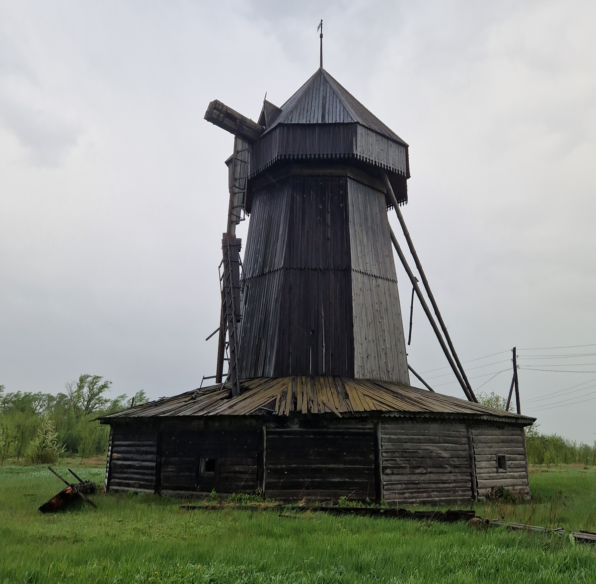 Деревянная Польно-Конобеевская ветряная мельница